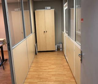 Bureau privé 20 m² 2 postes Coworking Square du Docteur Henri Laborit Compiègne 60200 - photo 3